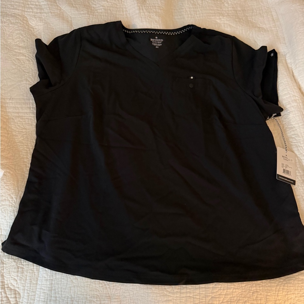 Black V-Neck Scrub Top NWT women’s plus size 3x
